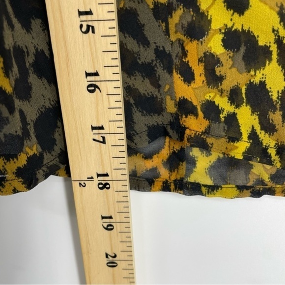 Urban outfitters leopard cheetah‎ animal print button front cropped shirt M - Picture 5 of 8